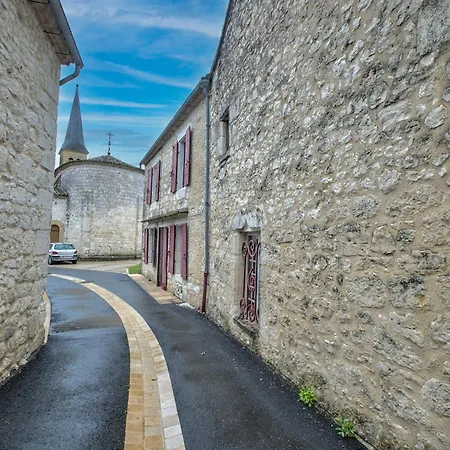 Les Hirondelles * Saint-Cernin-de-Labarde