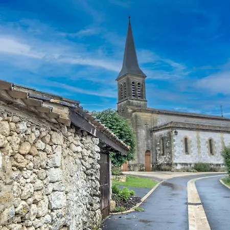 Les Hirondelles Daire Saint-Cernin-de-Labarde